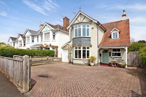 4 bedroom detached house to rent, Richmond Road, Exmouth