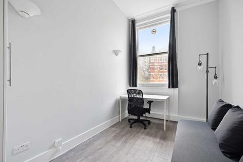 1 bedroom flat for sale, Queens Gate, South Kensington, SW7 5HR