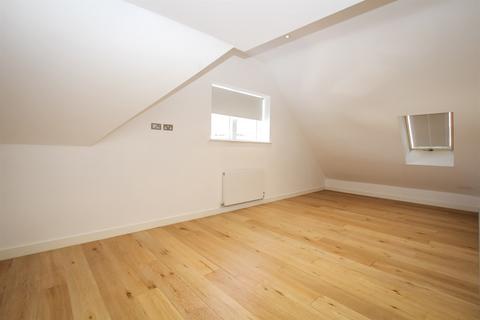 3 bedroom apartment for sale, Graham Road, Hendon NW4