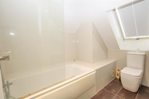 3 bedroom apartment for sale, Graham Road, Hendon NW4