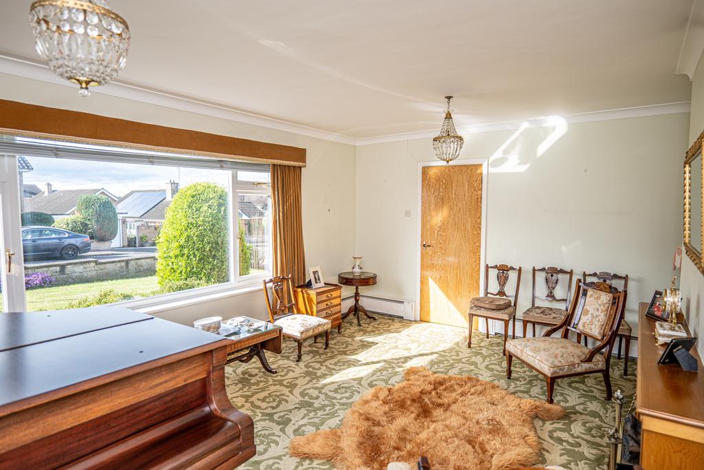 Rowan Crescent, Worksop, S80 4 bed detached house for sale £315,000