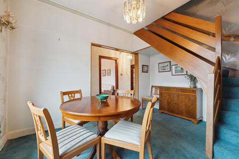 27 Leebank Drive, Glasgow, G44 3XB