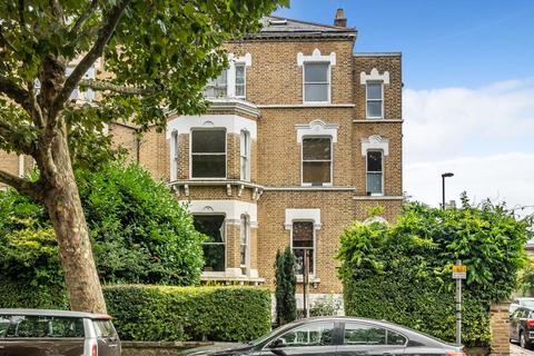 Basement Flat, 18 Breakspears Road, London, SE4 1UW