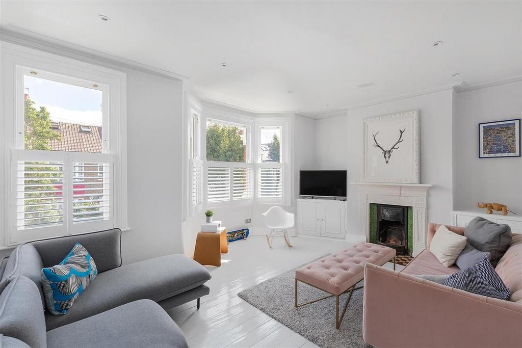 Kenyon Street, Fulham, London, SW6 3 bed apartment £3,150 pcm (£727 pw)
