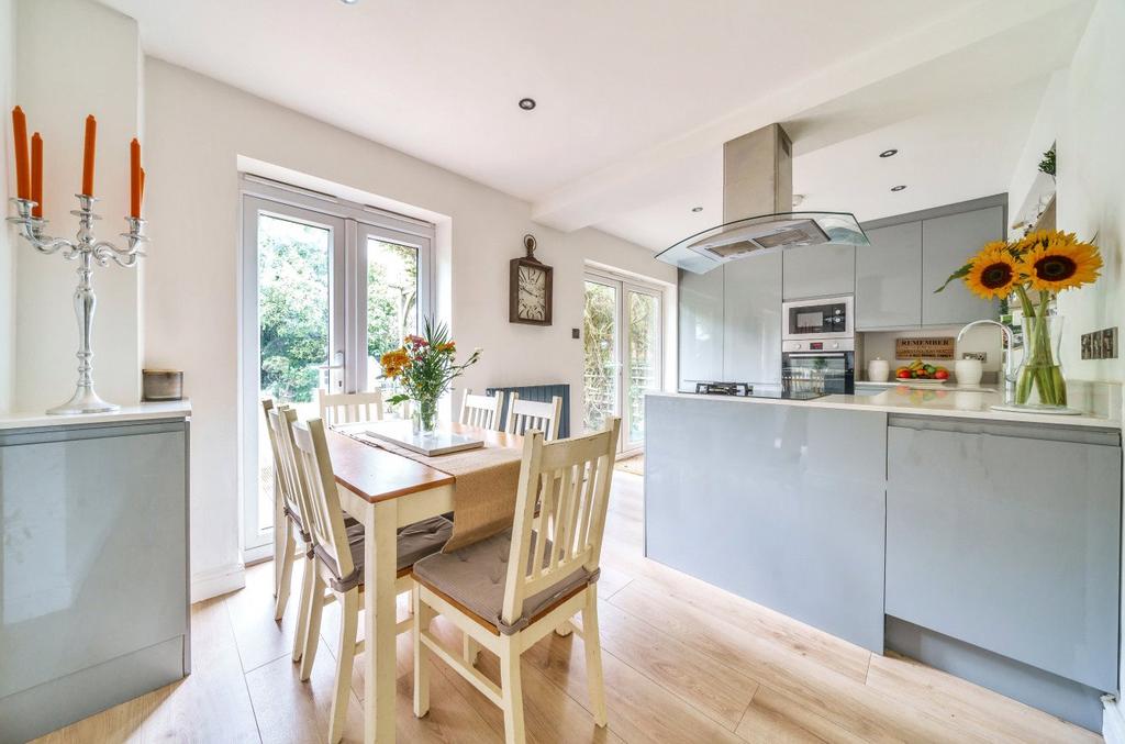 Breakfast Room