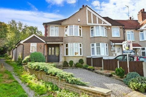 8 Holmsdale Grove, Bexleyheath, DA7 6NX