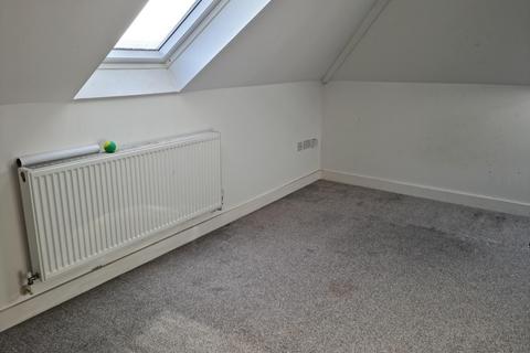 1 bedroom flat to rent, 1 bed flat on Redhill Drive