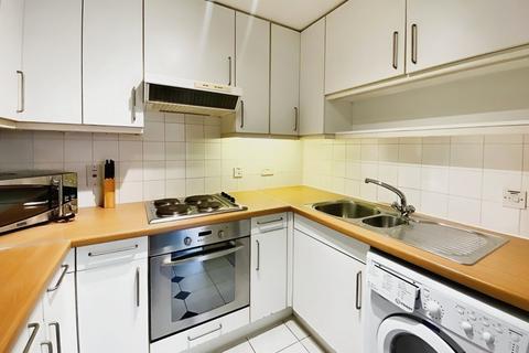 2 bedroom flat to rent, Langtons Wharf, Leeds, West Yorkshire, LS2