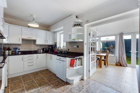 3 bedroom semi-detached house for sale - Plessey Close, Towcester, NN12