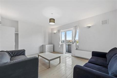 2 bedroom property to rent, Brecknock Road, Tufnell Park, N19