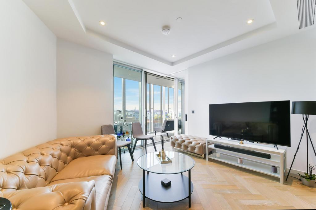 Scott House, Battersea Power Station... 1 bed flat - £3,575 pcm (£825 pw)