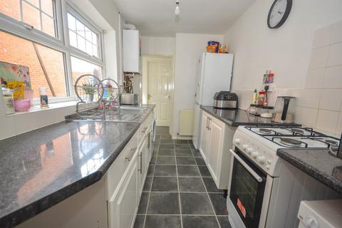 2 bedroom flat for sale, Reading Road, South Shields