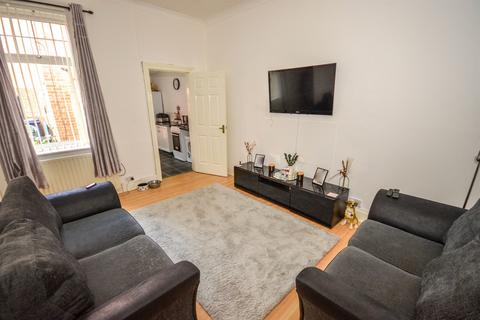 2 bedroom flat for sale, Reading Road, South Shields