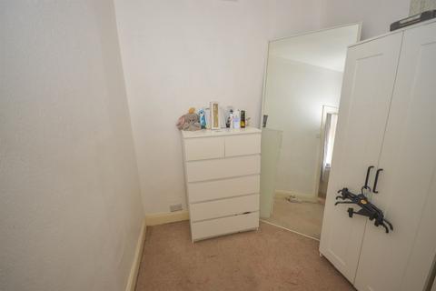 2 bedroom flat for sale, Reading Road, South Shields
