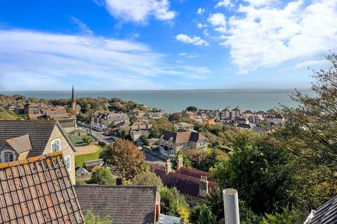 21 bedroom detached house for sale, Mitchell Avenue, Ventnor, Isle of Wight