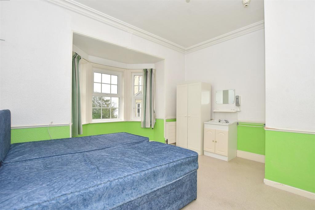 Bedroom 16