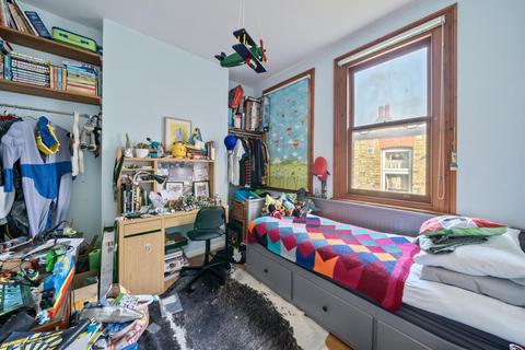 2 bedroom flat for sale, Hampden Road,  London,  N8,  Hornsey,  N8
