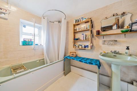 38 Hetherington Road, London, SW4 7PA