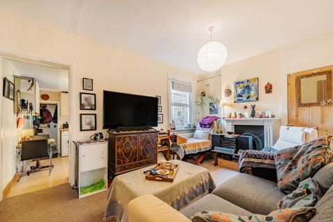 38 Hetherington Road, London, SW4 7PA