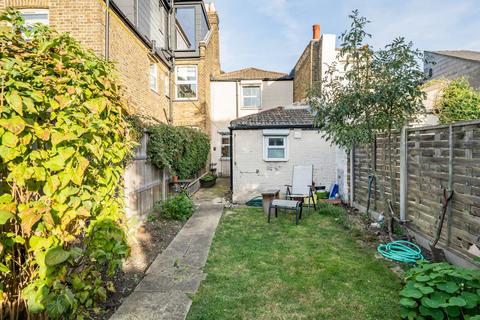 38 Hetherington Road, London, SW4 7PA