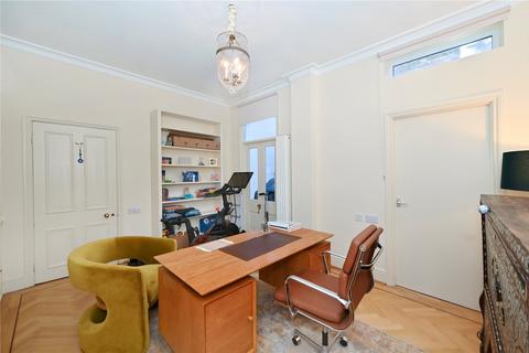 3 bedroom flat for sale, Bina Gardens, South Kensington, London