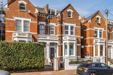 Flat 4, 18 Oxford Road, London, SW15 2LF