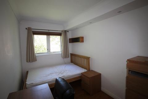 3 bedroom flat to rent, Orchard Place, Newcastle Upon Tyne