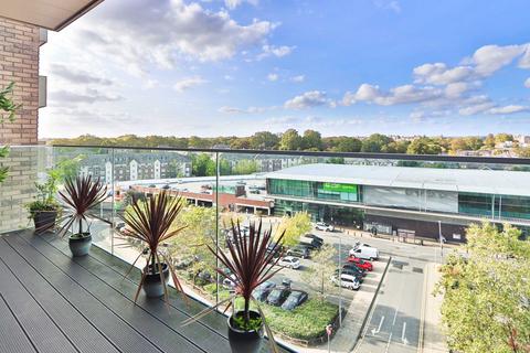 2 bedroom flat for sale, Queenshurst Square, Kingston Upon Thames