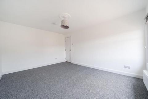 1 bedroom apartment to rent, Buckingham Road,  Aylesbury,  HP19