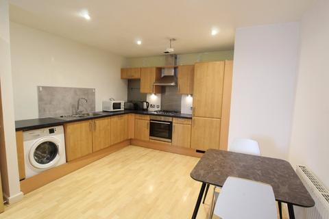 2 bedroom flat to rent, Bowman Lane, Hunslet, Leeds, West Yorkshire, LS10