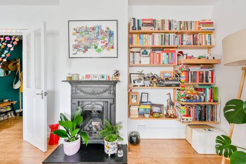 2 bedroom flat to rent - Clayponds Gardens, South Ealing, London, W5