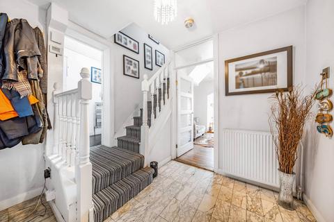 37 Biggin Way, London, SE19 3XF