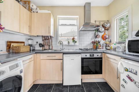 70c Hackford Road, London, SW9 0RG
