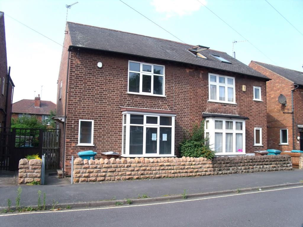 Ednaston Road, Dunkirk, Nottingham NG7 1 bed in a house share to rent £563 pcm (£130 pw)