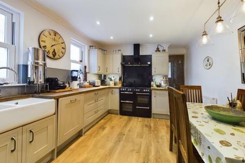 4 bedroom terraced house for sale, 2 Lescudjack Terrace, Penzance, TR18 3AE