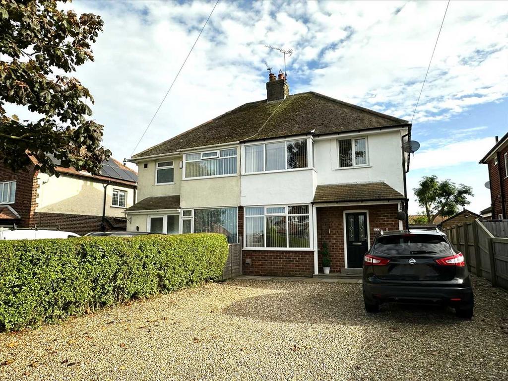 Muston Road, Filey 3 bed house for sale £280,000