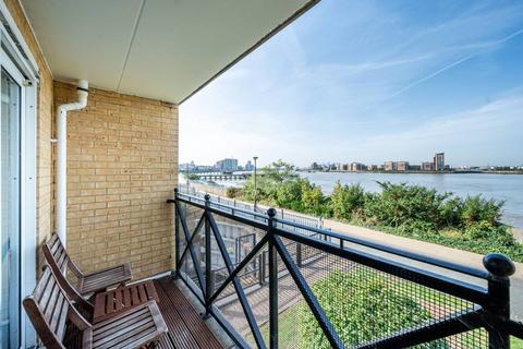 2 bedroom flat for sale - Anson Place, Thamesmead, London, SE28