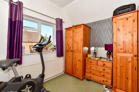 2 bedroom maisonette for sale, Hastings Road, Pembury, Tunbridge Wells, Kent