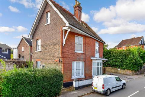 2 bedroom maisonette for sale, Hastings Road, Pembury, Tunbridge Wells, Kent