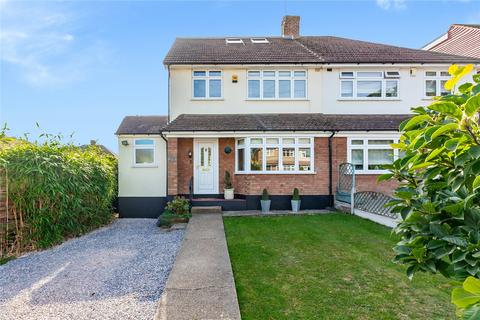1 Dee Close, Upminster, RM14 1QD