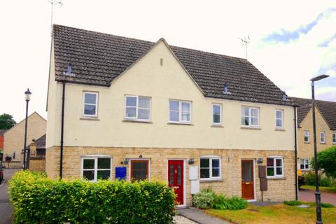 2 bedroom terraced house to rent, Perrinsfield, LECHLADE