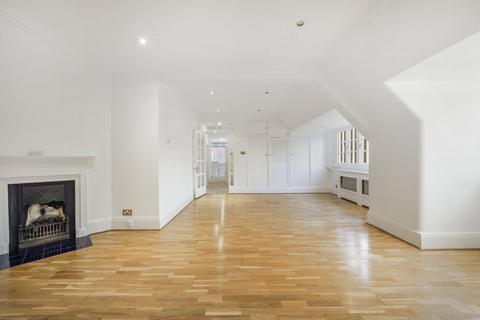 3 bedroom flat to rent, Elsworthy Road, Primrose Hill, London
