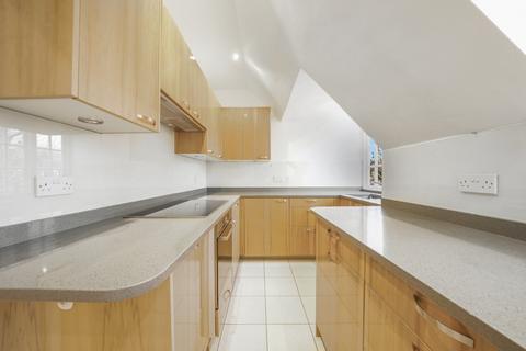 3 bedroom flat to rent, Elsworthy Road, Primrose Hill, London