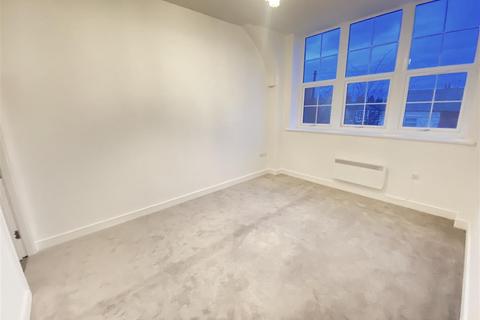undefined, Cambridge Court, Ellesmere Port