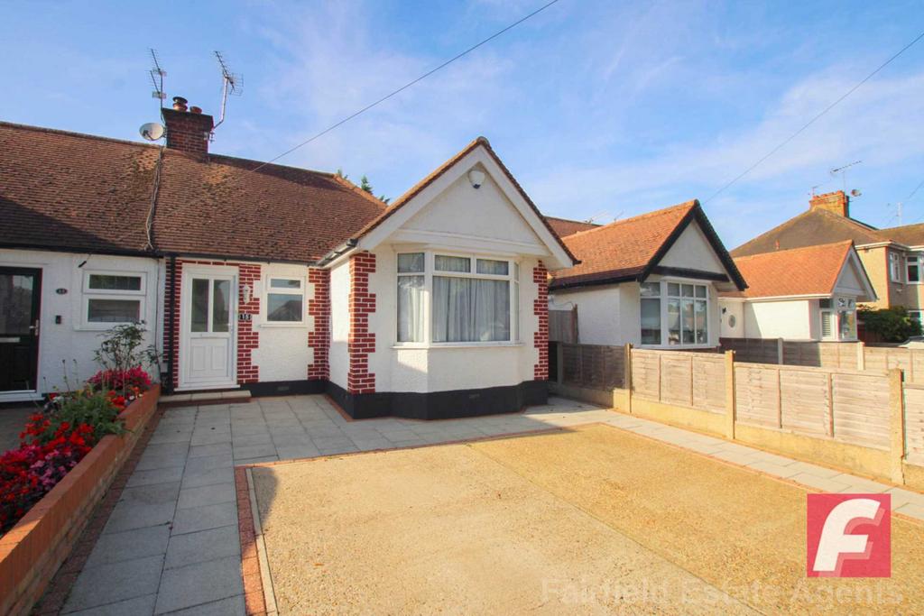 Hillrise Avenue, North Watford 3 bed bungalow for sale £475,000