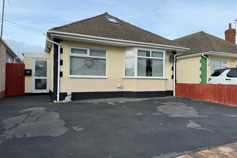 3 bedroom detached bungalow for sale - Marion Road, Prestatyn, Denbighshire LL19 7DH
