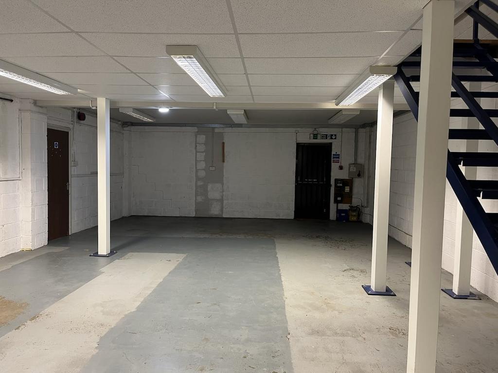 Buckingham Industrial Estate, Buckingham MK18 Industrial unit for sale £400,000