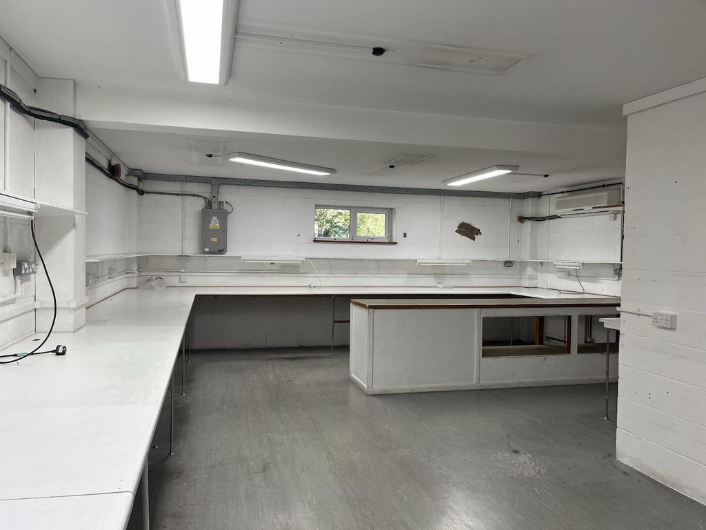 Buckingham Industrial Estate, Buckingham MK18 Industrial unit for sale £400,000
