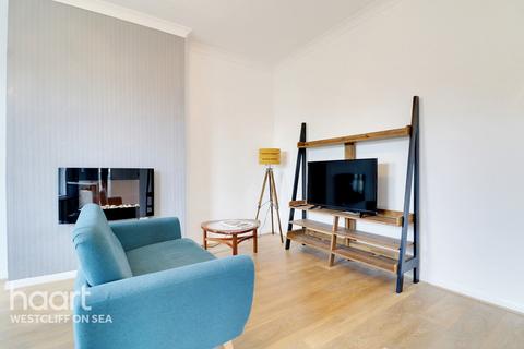 1 bedroom flat for sale, Finchley Road, WESTCLIFF-ON-SEA