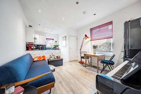 9a Bruce Road, Mitcham, CR4 2BJ